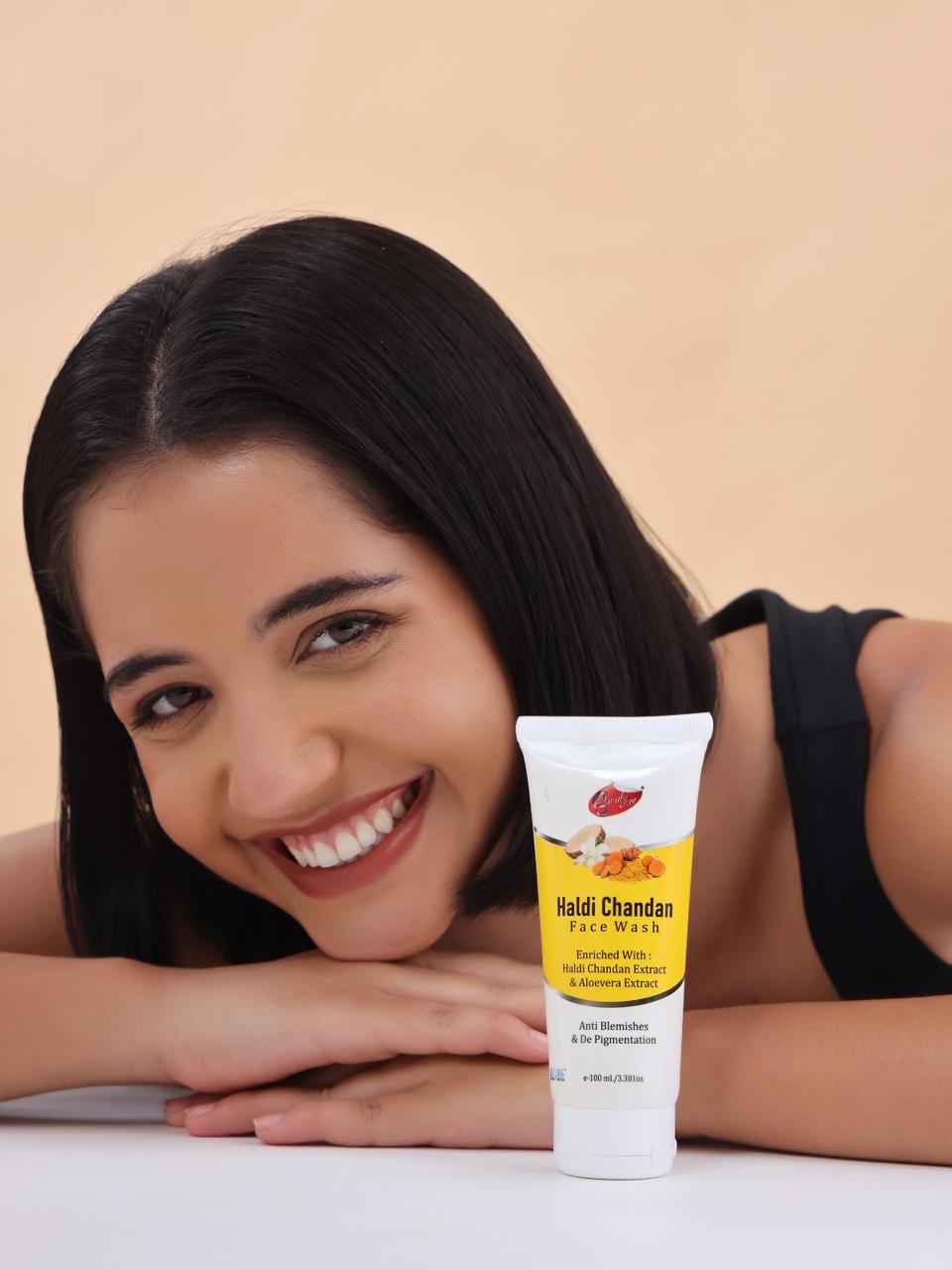 Haldi Chandan Face Wash